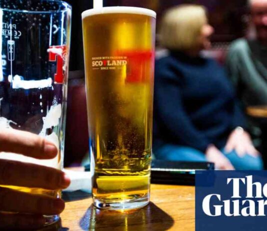 Drinking Effects on Health: Study Reveals Greater Harms for Those in Poor Health news-12082024-223403