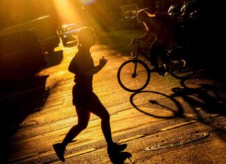 Understanding the Pain: How Our Bodies Change at Different Ages news-14082024-181232