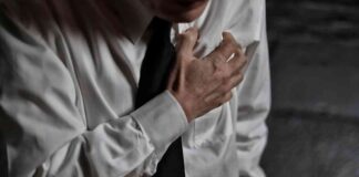 Supporting Someone Through a Panic Attack: Tips and Strategies news-16082024-143521