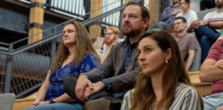 Dominating the Industry: Recursion’s Journey to AI Drug Innovation news-19082024-131900