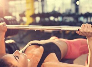 How to Bench Press Without a Bench or Barbell: Beginner’s Guide news-23082024-105544