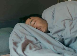 Sleeping Longer on Weekends Can Lower Heart Disease Risk news-29082024-113233