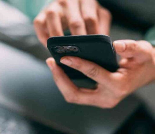 Data Leak Exposes 106 Million Americans in Background Check Firm Scandal news-26092024-174008