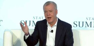 Pharma Executives Increase Donations to Democrats Before Election Day news-22102024-092456