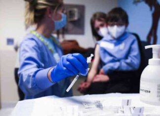 HHS to Stop Recommending Routine Covid Shots for Children and Pregnant Individuals, RFK Jr. Ally Reports hhs-to-stop-recommending-routine-covid-shots-for-children-and-pregnant-ndividuals-rfk-jr-ally-reports