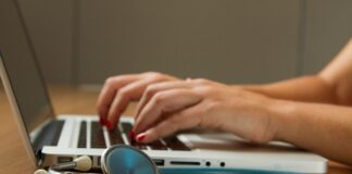 How to grow YouTube channel as a doctor doctor YouTube channel, medical YouTube growth, grow as doctor on YouTube, healthcare content creator, YouTube for doctors, medical education channel, doctor vlog tips, health misinformation avoidance, SEO for medical videos, YouTube algorithm for doctors, patient education videos, build trust as doctor YouTuber