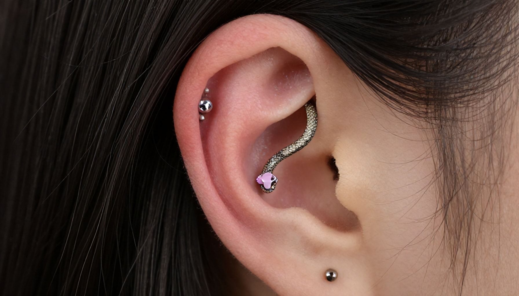 5 Stylish Ways to Customize Your Snake Bites Piercing*
