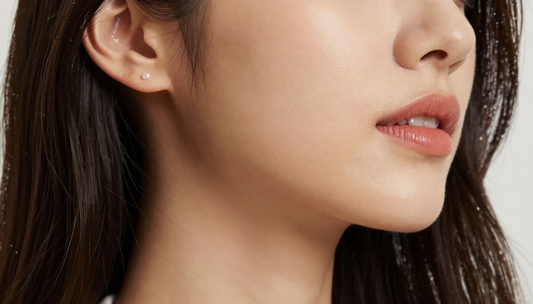 5 Ways Masseter Botox Helps You Achieve a More Relaxed, Feminine Jawline*