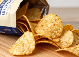 Crunchy Gluten-Free Chips for a Delicious, Safe Snack