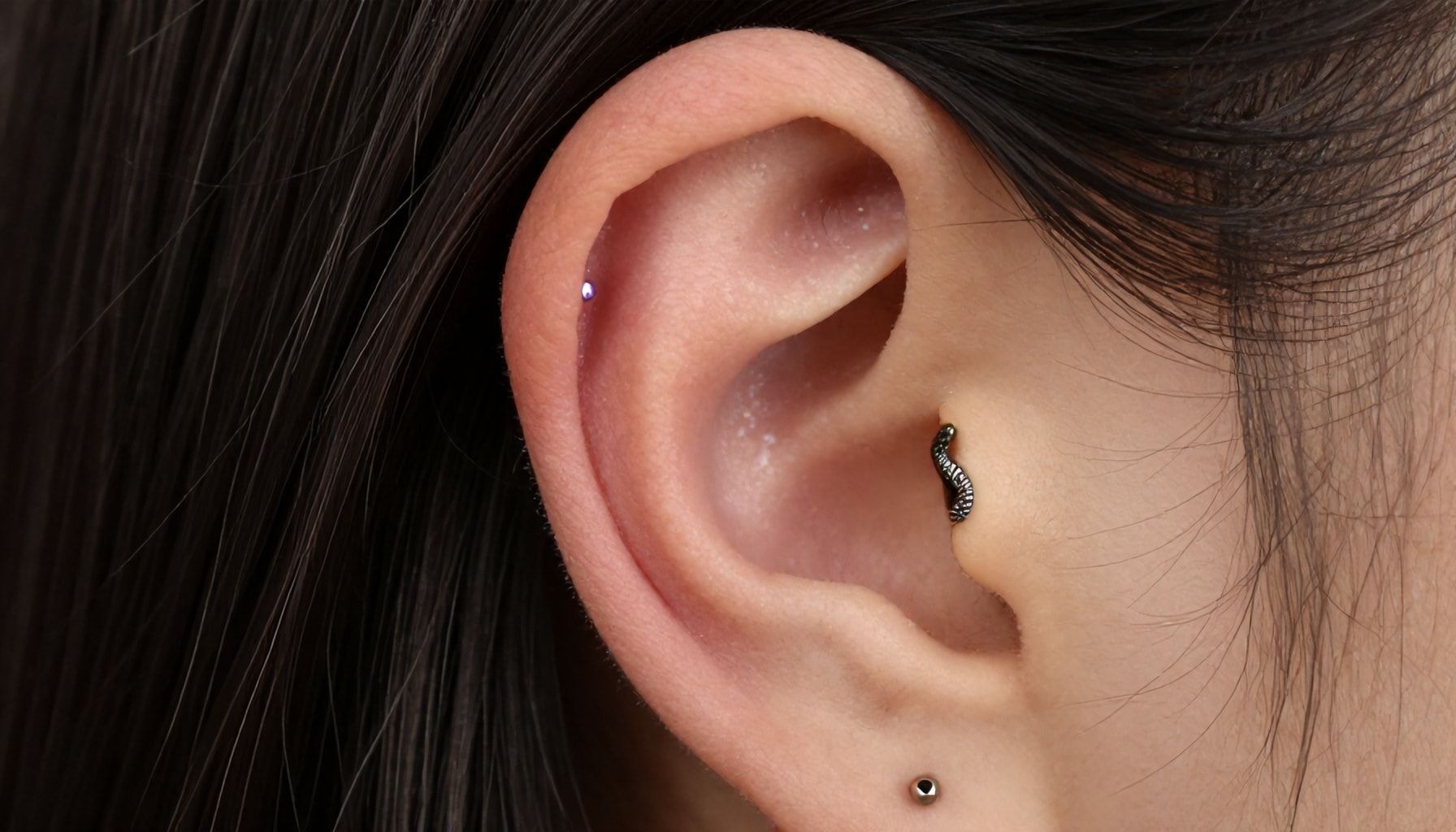 How to Choose the Perfect Jewelry for Your Snake Bite Piercing (Without Regrets)*