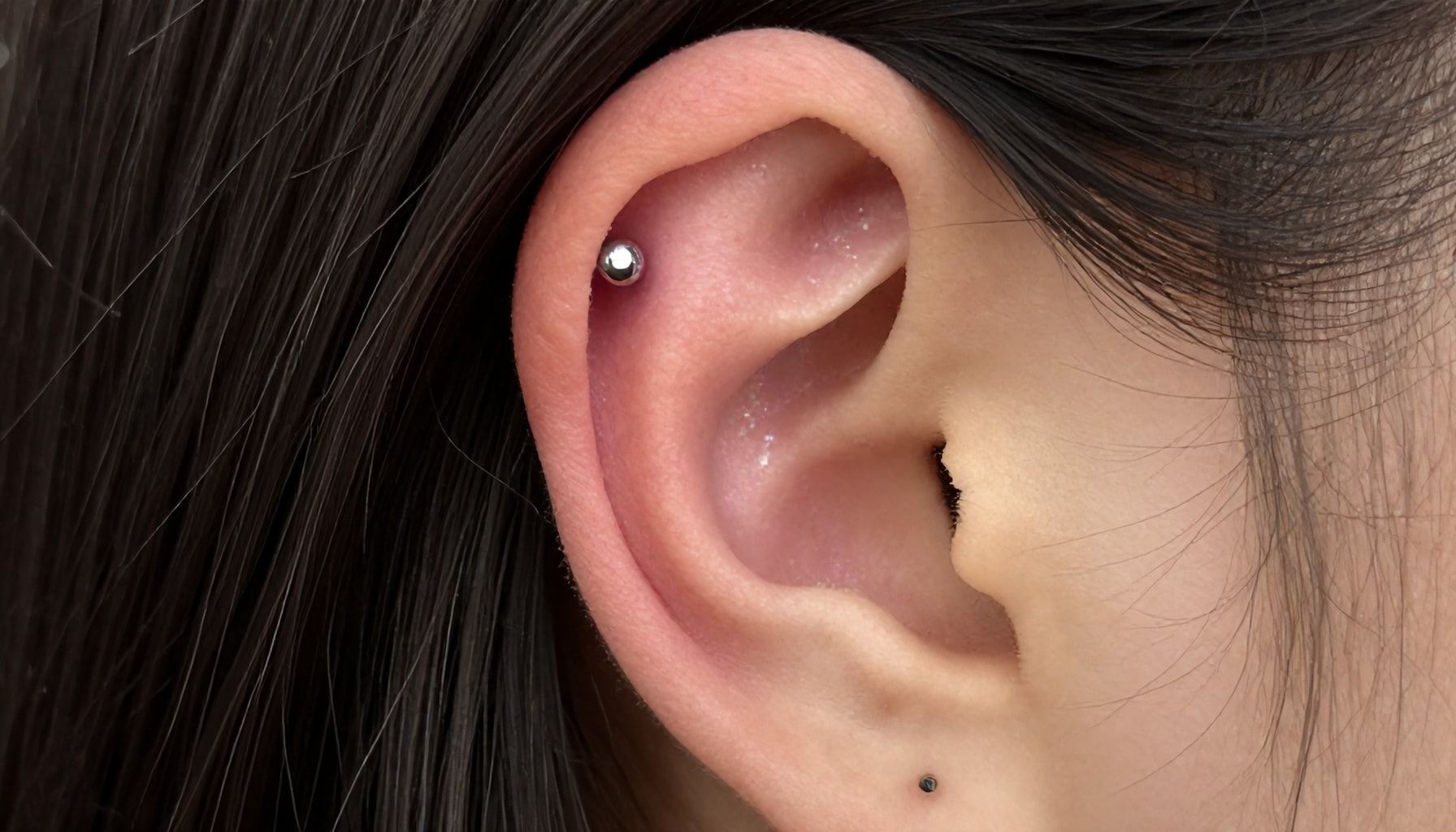How to Rock the Snakebite Piercing Look: A Step-by-Step Guide*