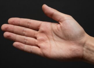 Uncover the Hidden Meaning Behind an Itchy Left Palm