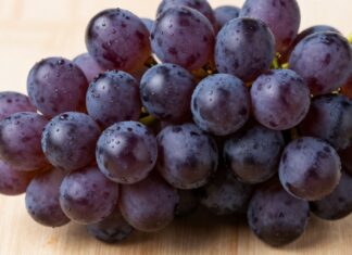 Discover the Health Benefits of Purple Grapes