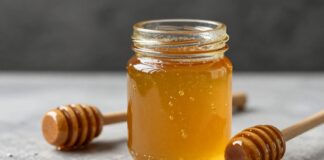 Pure Raw Honey: Nature’s Sweet, Nutrient-Rich Superfood