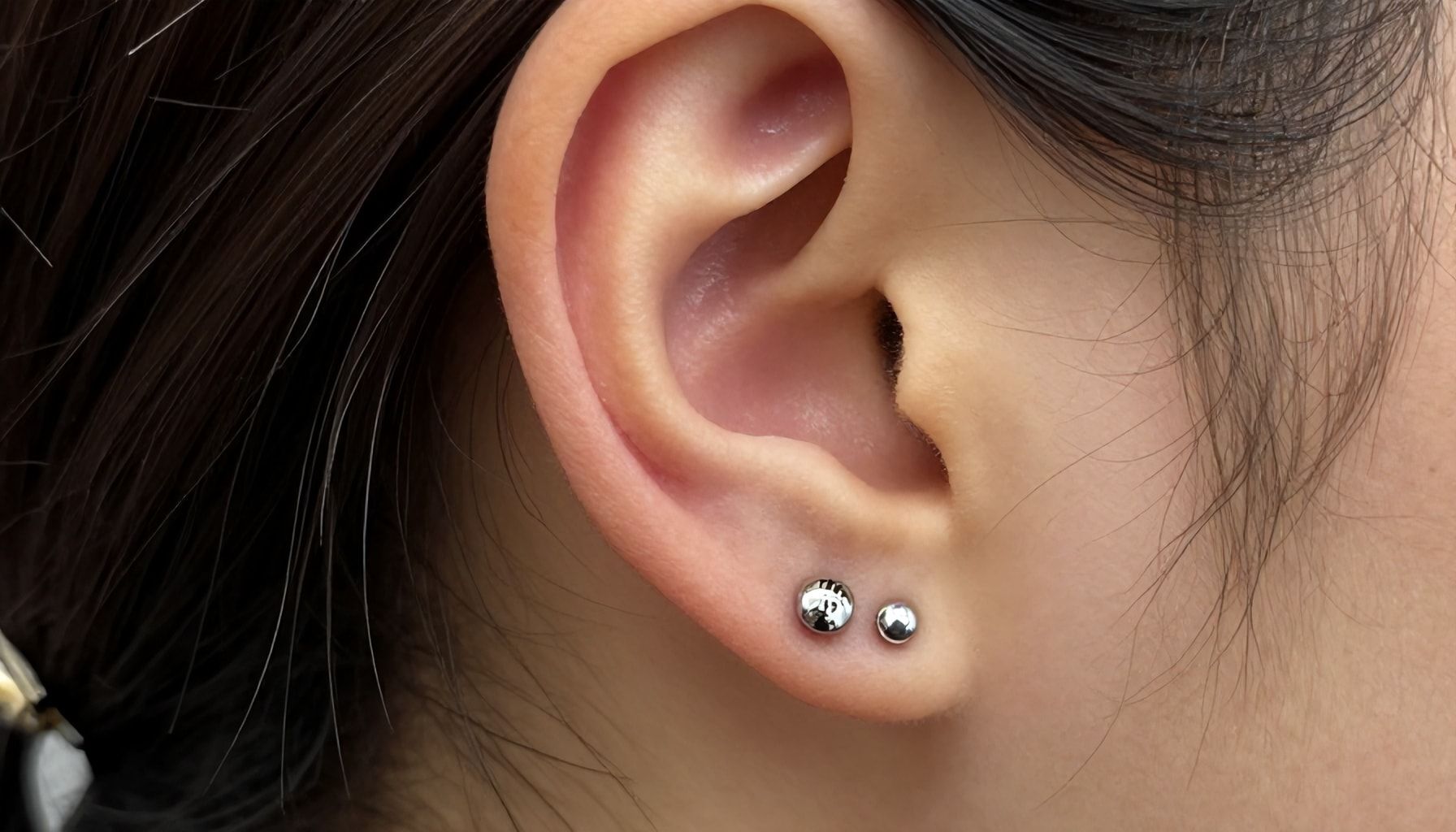 The Truth About Snake Bite Piercing Pain: What to Expect (and How to Cope)*