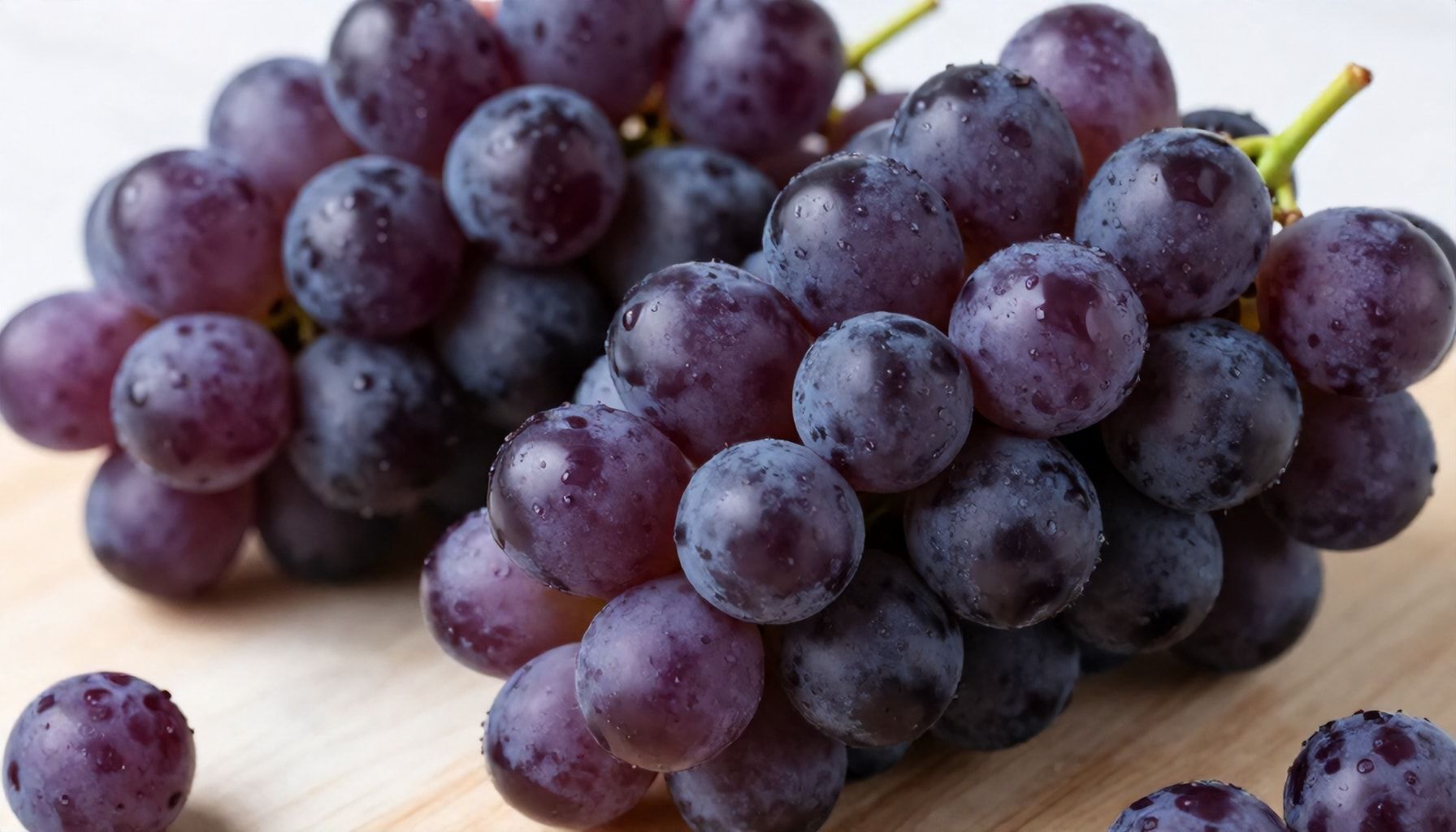 The Ultimate Guide to Eating Purple Grapes for Long-Term Wellness*
