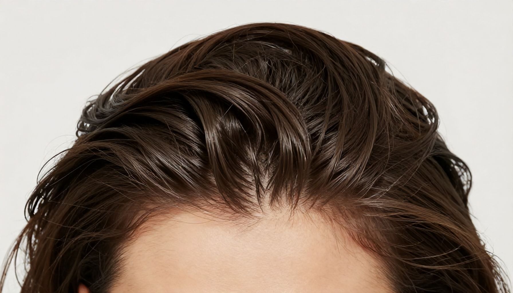 The Ultimate How-To Guide for a Healthy, Flake-Free Scalp*