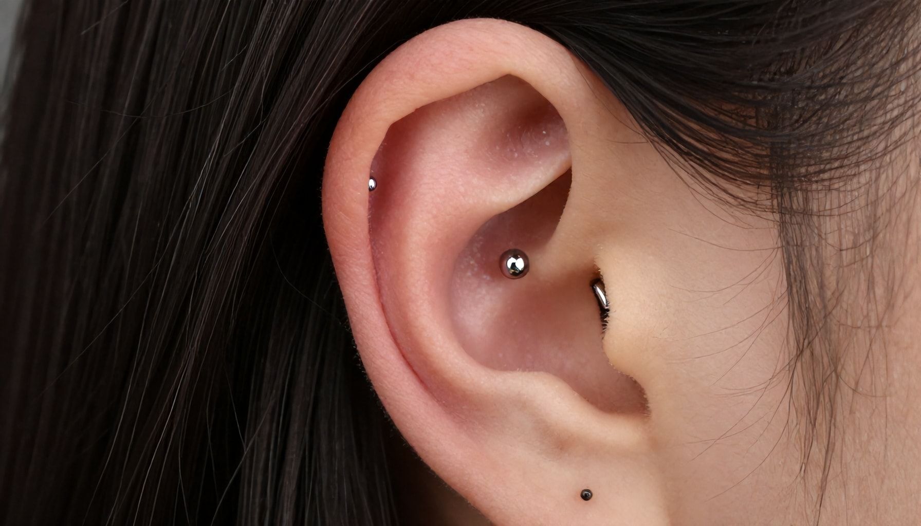 Why the Fourchette Piercing Is the Perfect Choice for a Discreet Yet Bold Look*